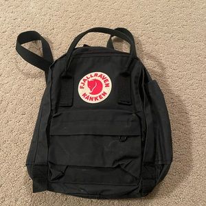 Fjallraven Black Mini Backpack Bin 184